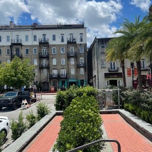 Meet your Posher, Christian